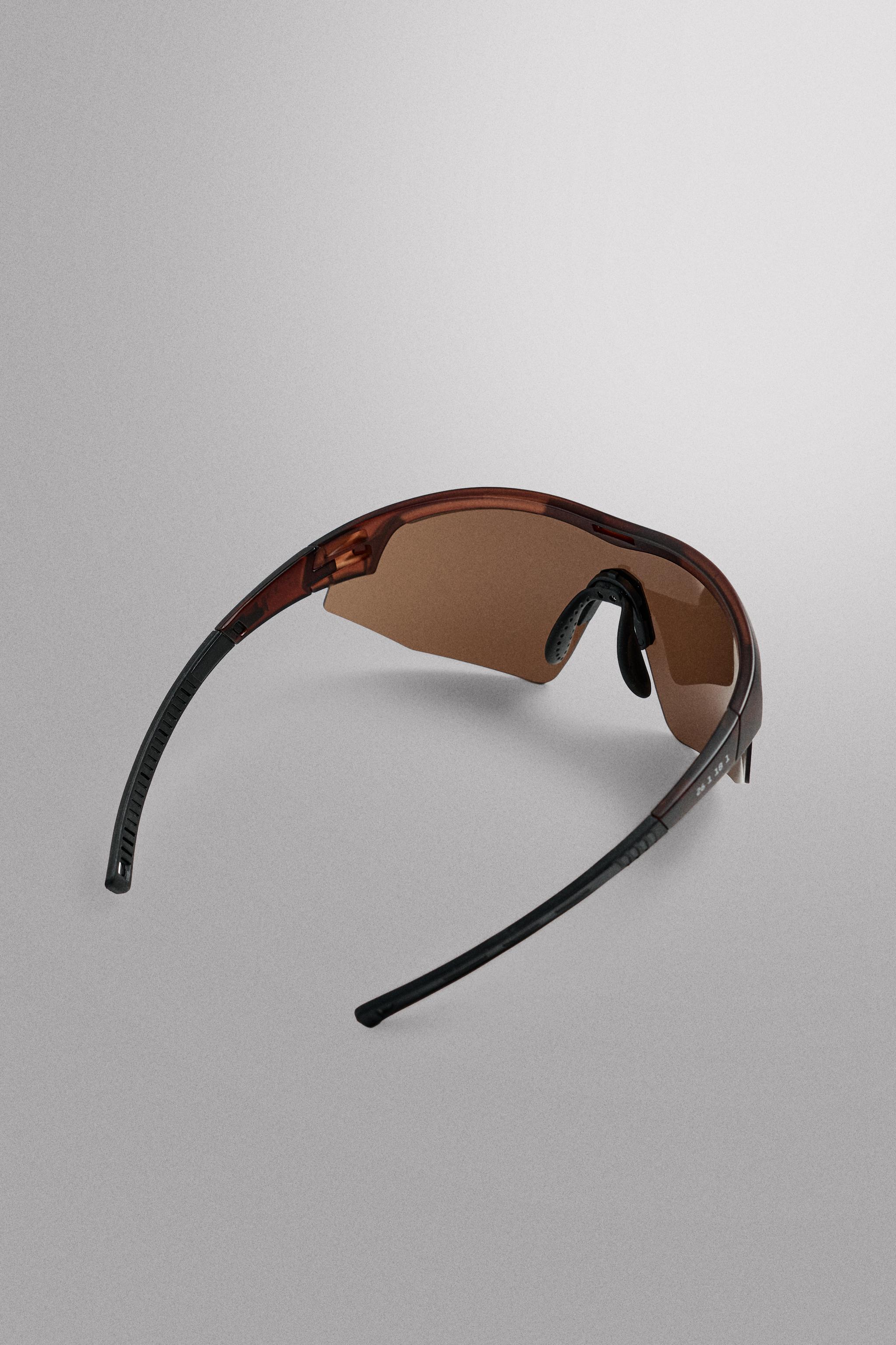 Мужские солнцезащитные очки Zara EASSUN X ATHLETICZ SUNGLASSES — фото 8