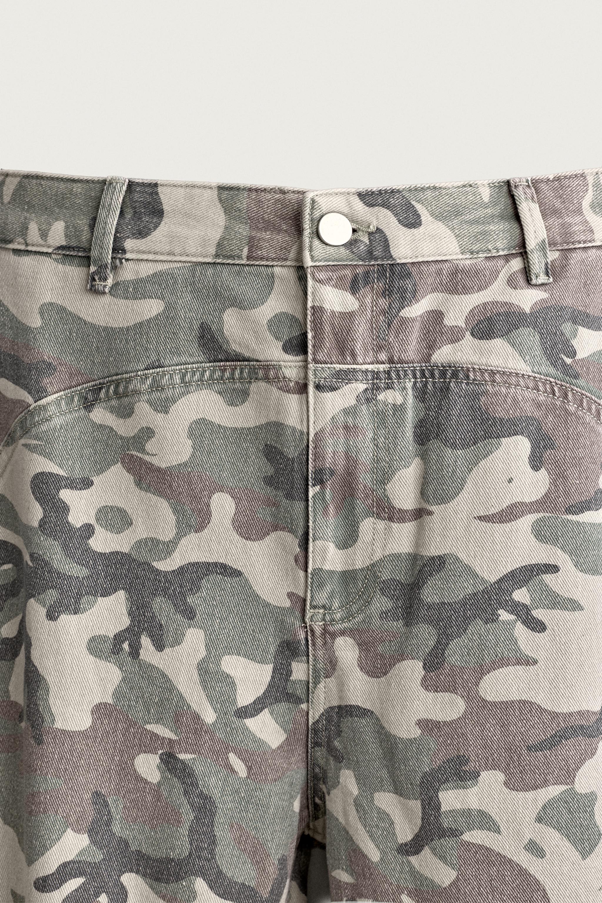 PANTALON BARREL FIT IMPRIMÉ ABSTRAIT
