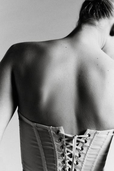 CORSÉ AROS LAZADA - Crudo de Zara