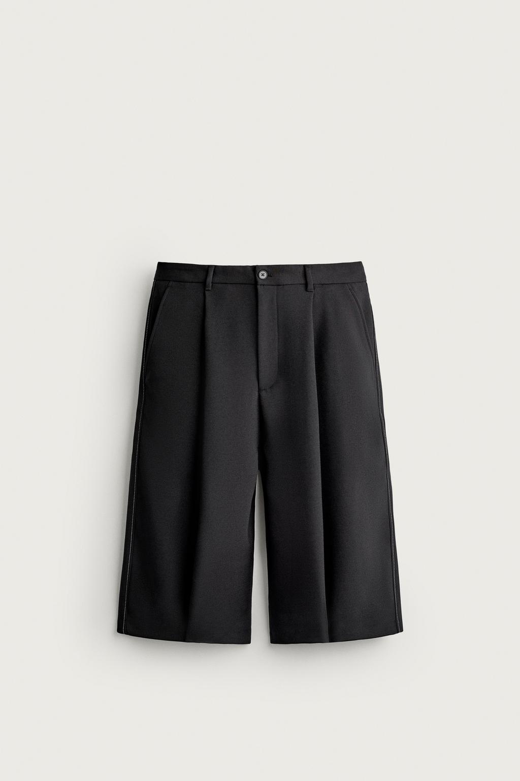 PLEATED WIDE-LEG BERMUDA SHORTS