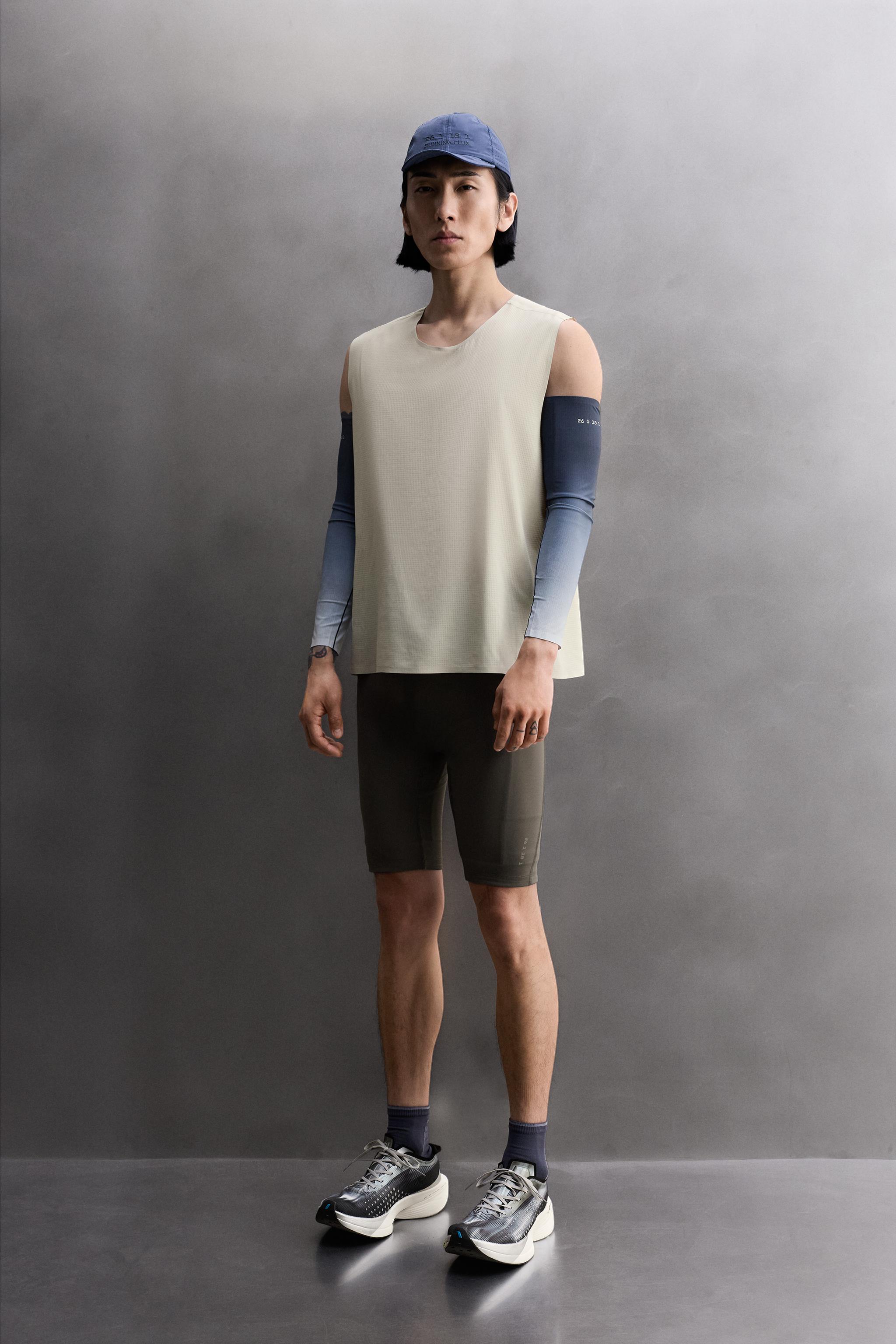 PERFORATED RUNNING TANK TOP