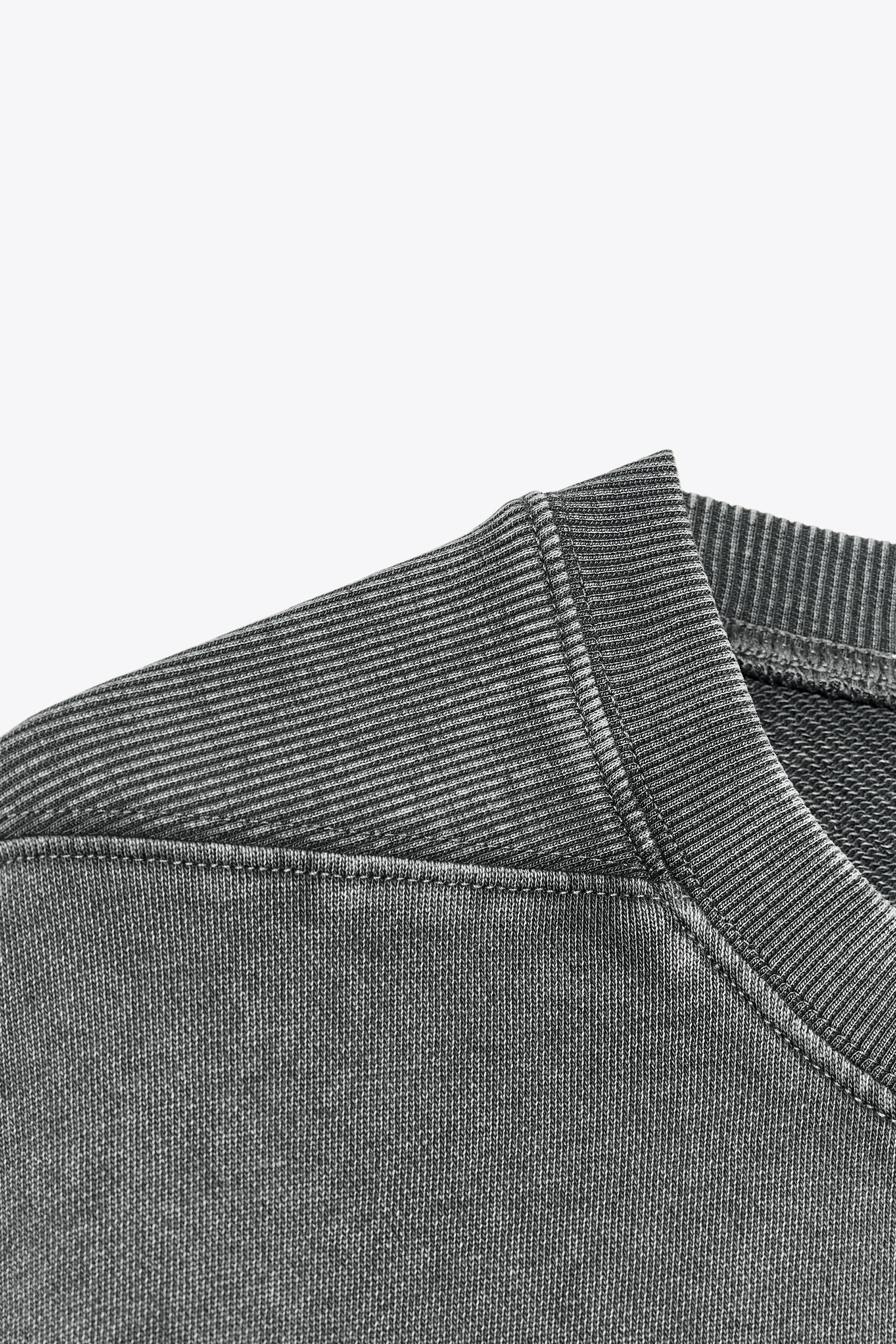 WASHED SWEATSHIRT
