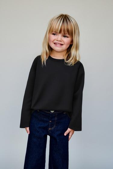 CAMISETA BÁSICA CORAZÓN BORDADO - Negro de Zara