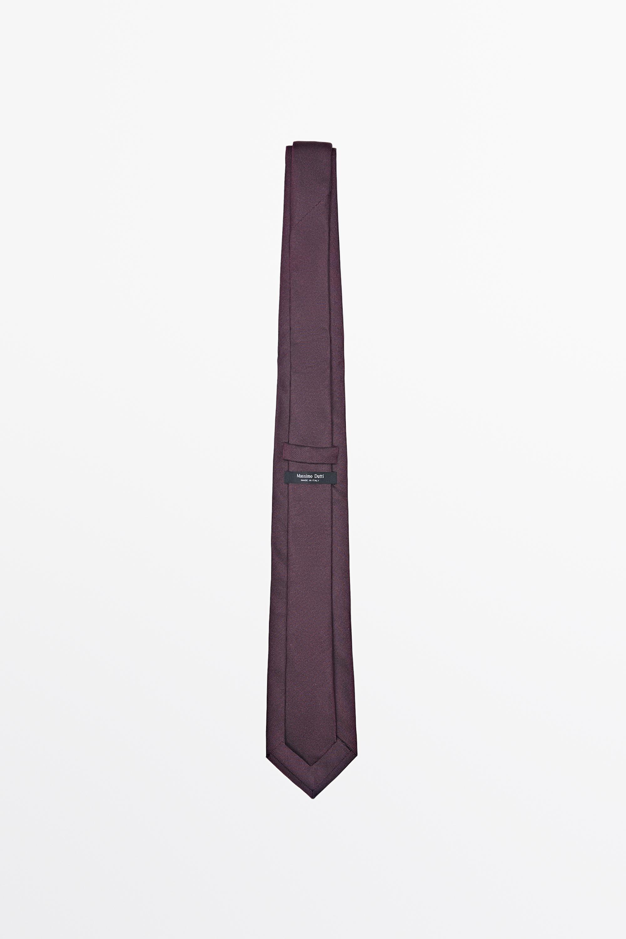 Cravate texturée 100% soie