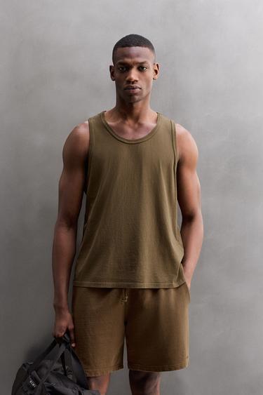 TRAINING TANK TOP - Olive green by Zara