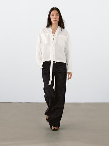 Chemisier à col mao avec nœud - Blanc de Zara