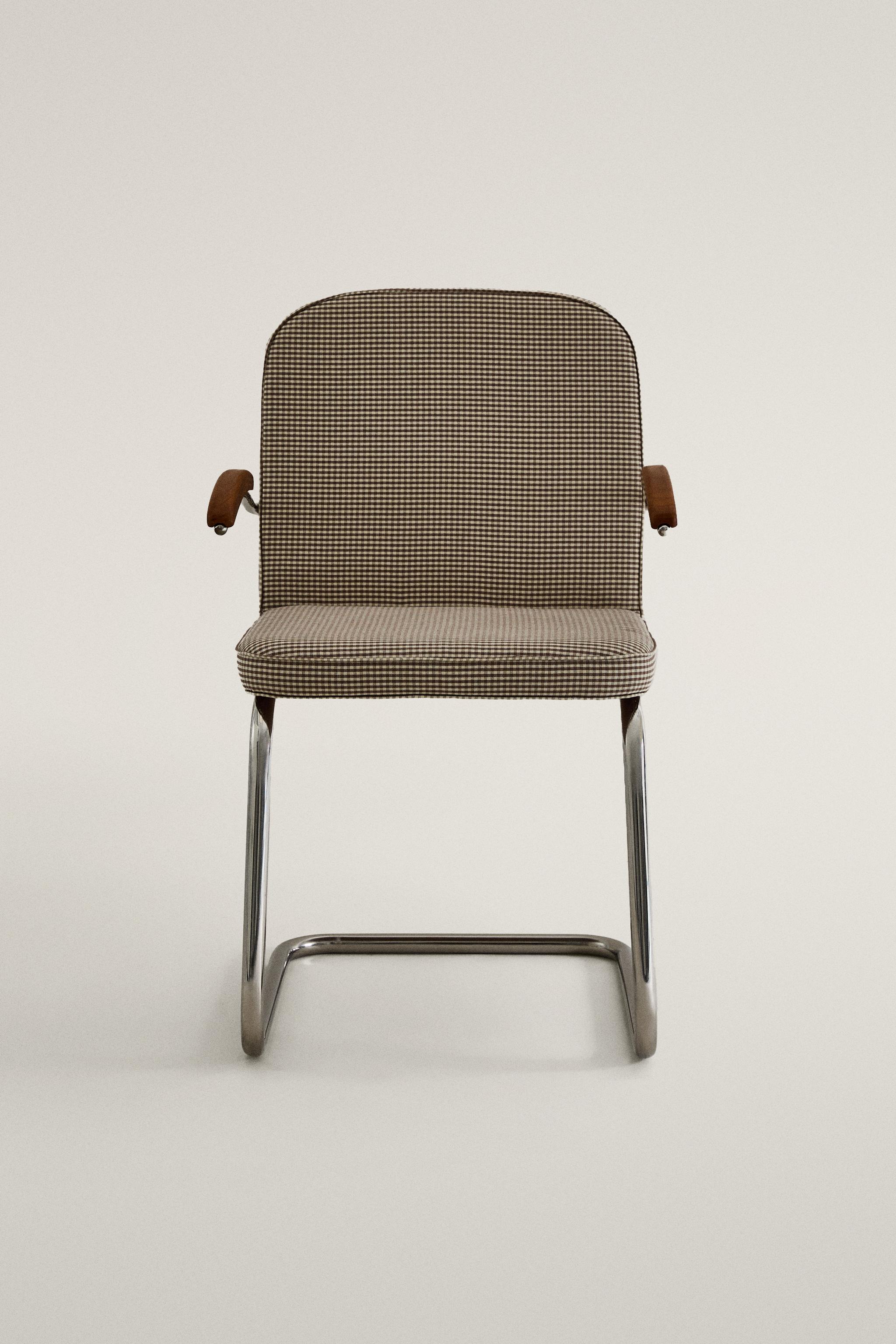 46671073700-e1.jpg?ts=