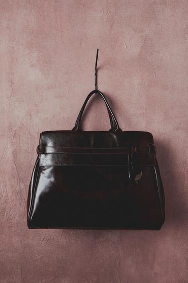BOLSO DE MANO PIEL - Negro de Zara