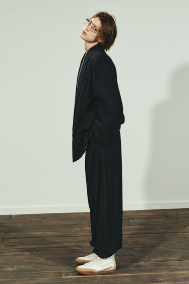 PANTALON JOGGER À RAYURES TENNIS AVEC PLIS - Bleu marine de Zara - Image 1