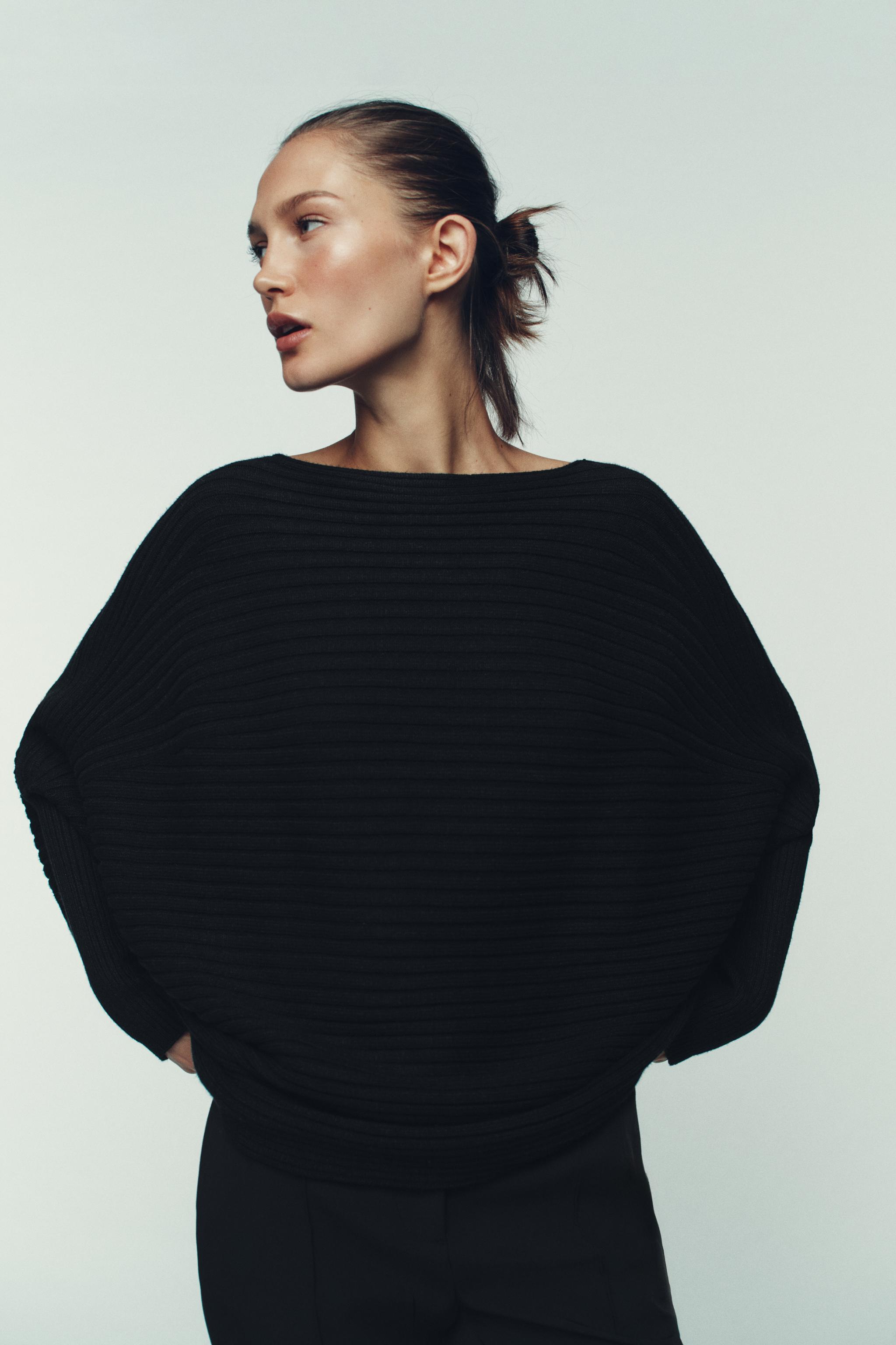 PULL EN MAILLE STRUCTURÉE À VOLUME