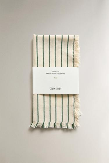 PACK OF STRIPED AND FRINGED NAPKINS (PACK OF 2) - Ecru by Zara - Image 4