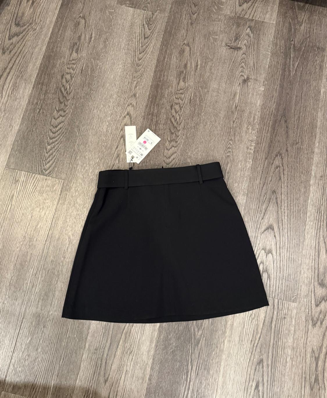 BELTED MINI SKIRT - Image 2