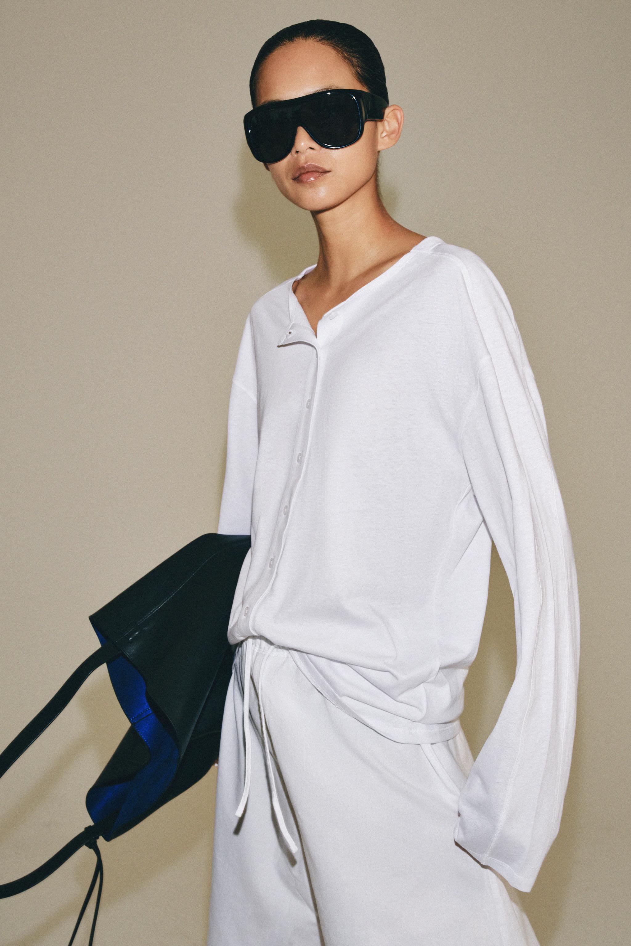 Zara DÜĞMELİ T-SHIRT görsel 5