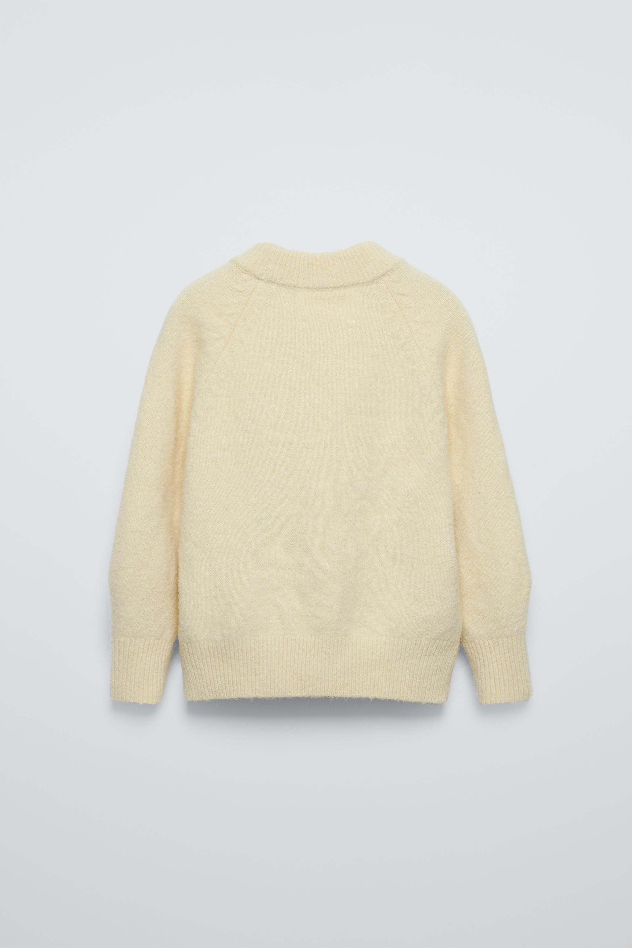 PULL EN MAILLE UNIE Jaune pastel ZARA France