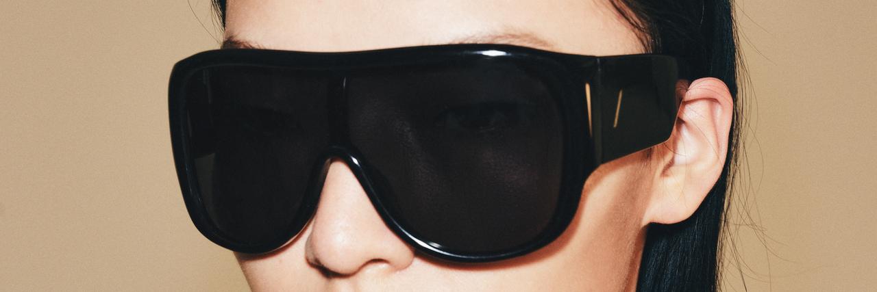 AVIATOR SHIELD SUNGLASSES — Black