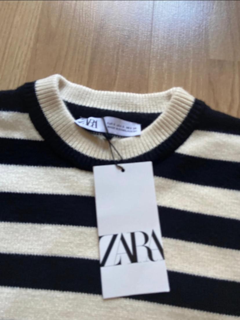 STRIPED KNIT SWEATER - Image 4