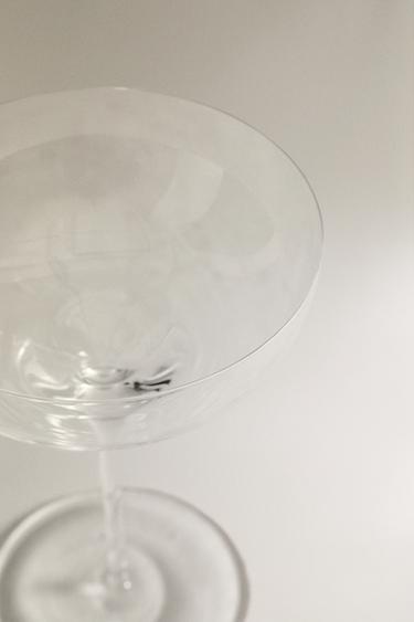 EXTRA LIGHTWEIGHT SPARKLING WINE FLUTE - 990 by Zara - Image 2