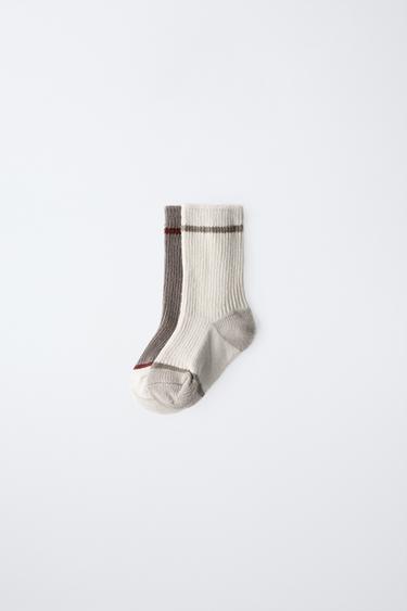 PACK DOS CALCETINES COMBINADOS - Arena de Zara