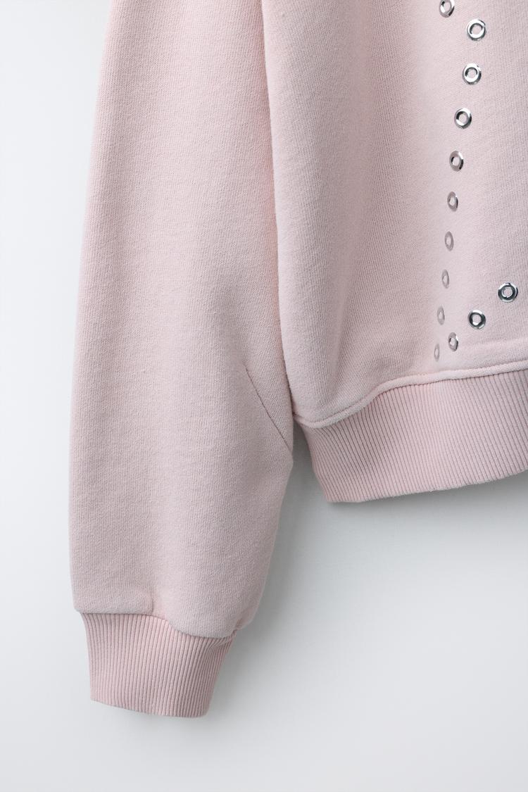 Sudadera con capucha y cremallera con tachuelas 5