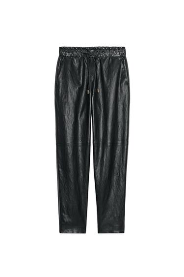 PANTALÓN EFECTO PIEL - Negro de Zara