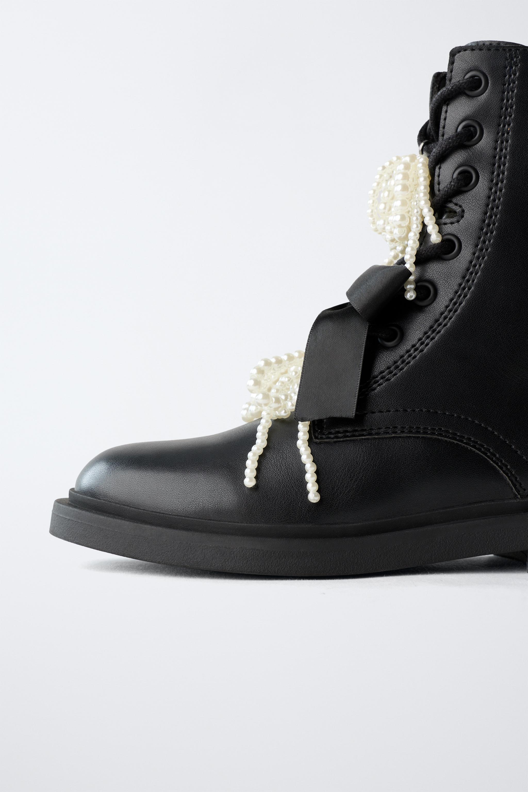BOW DETAIL ANKLE BOOT
