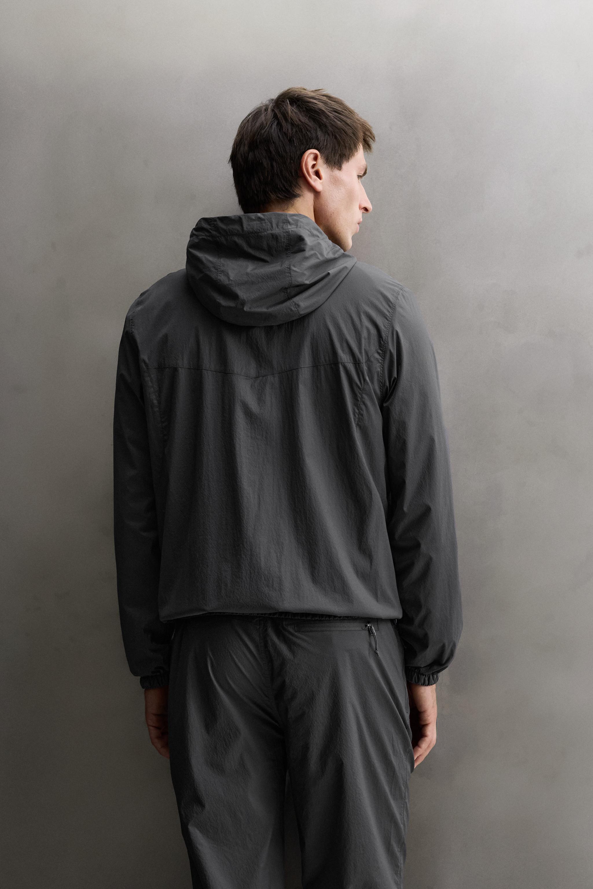 TEXTURED TECHNICAL JACKET