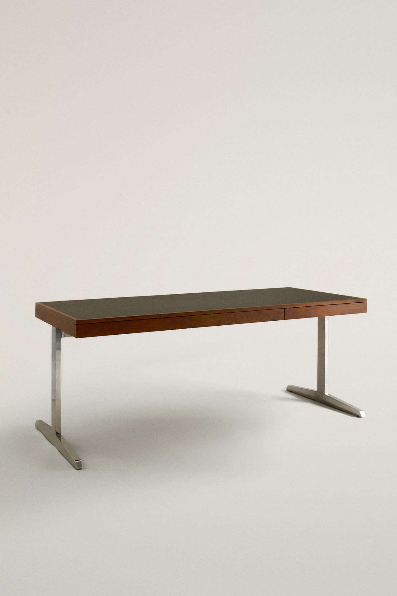 WOODEN DESK WITH METAL LEGS — Brown