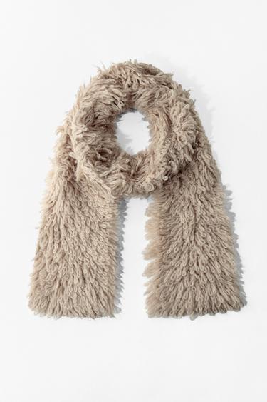 TEXTURED KNIT SCARF - Ecru by Zara