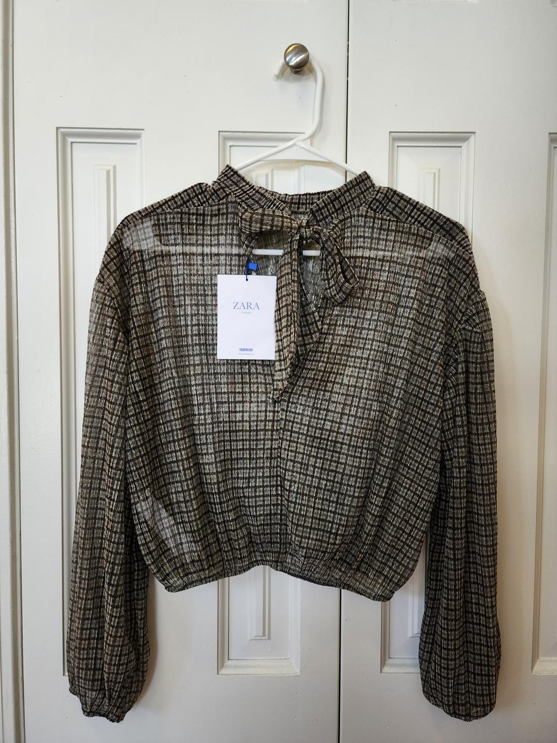 SHINY PLAID TOP