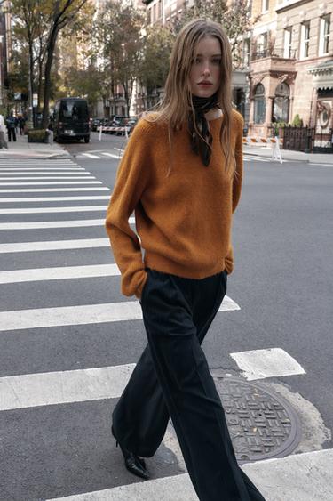 JERSEY PUNTO NUDO ESPALDA - Calabaza de Zara - Imagen 0