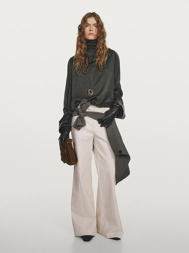 Blouse courte fluide satinée - STUDIO - Vert foncé de Zara - Image 0