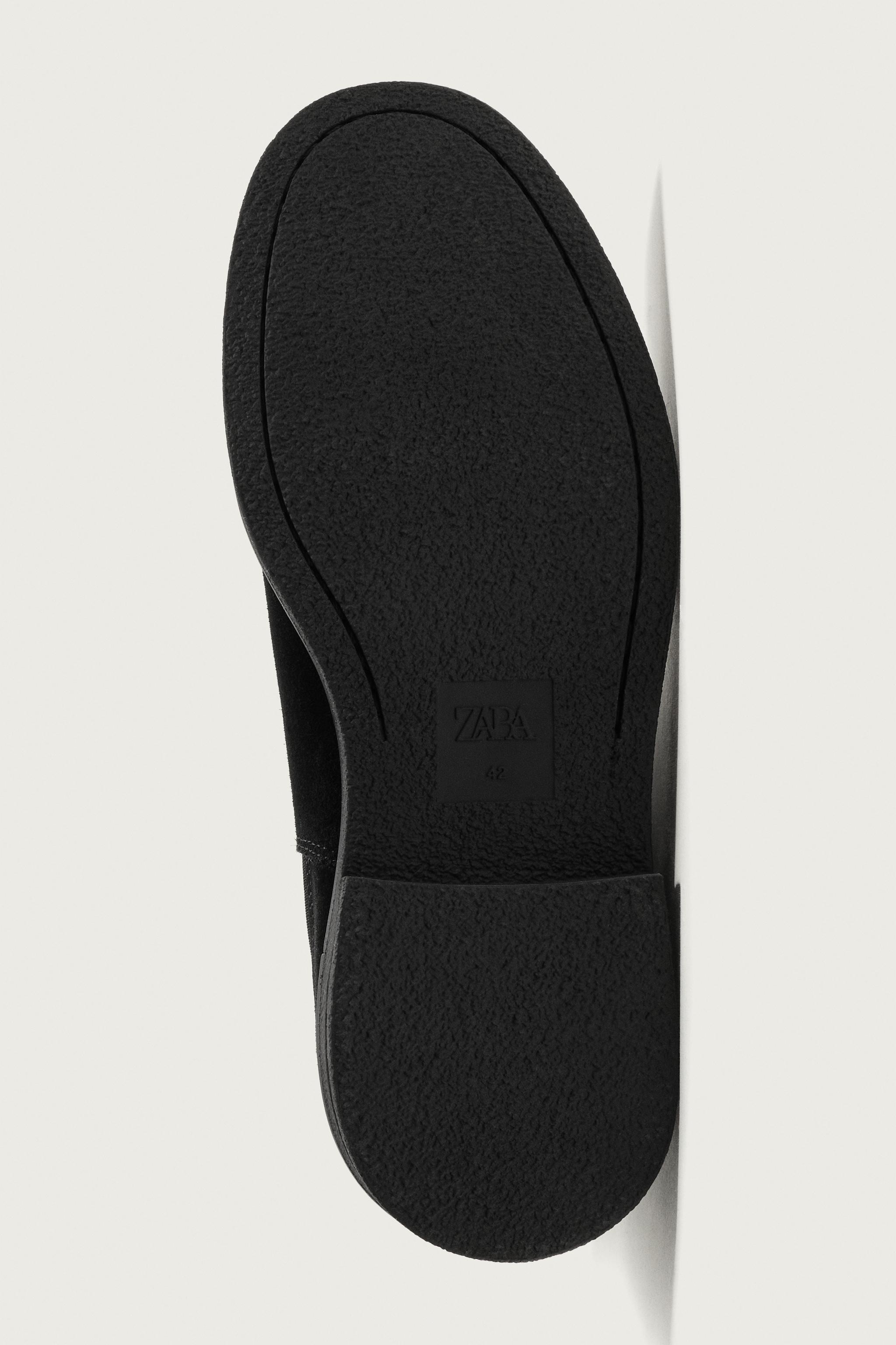 LEATHER CHELSEA BOOTS