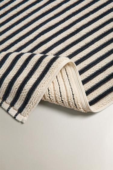 COLOURED STRIPE BATH MAT - Ecru / Black by Zara - Image 1
