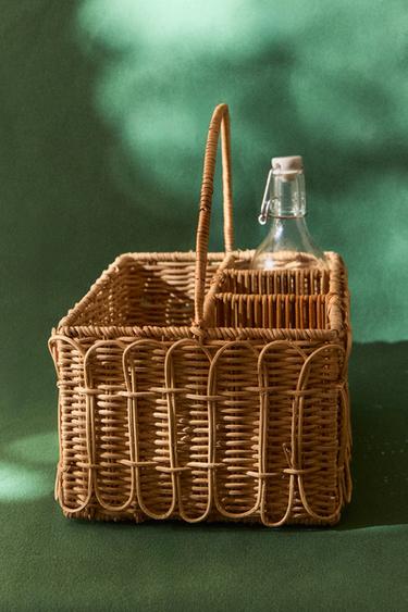 RATTAN PICNIC HAMPER WITH HANDLE - Light beige by Zara