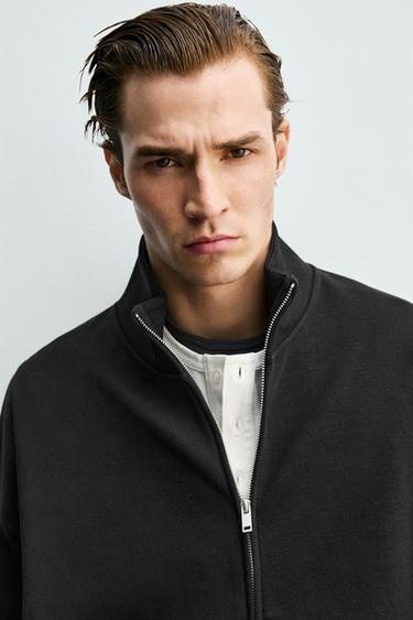 סווטשירט אינטרלוק עם רוכסן - שחור של Zara