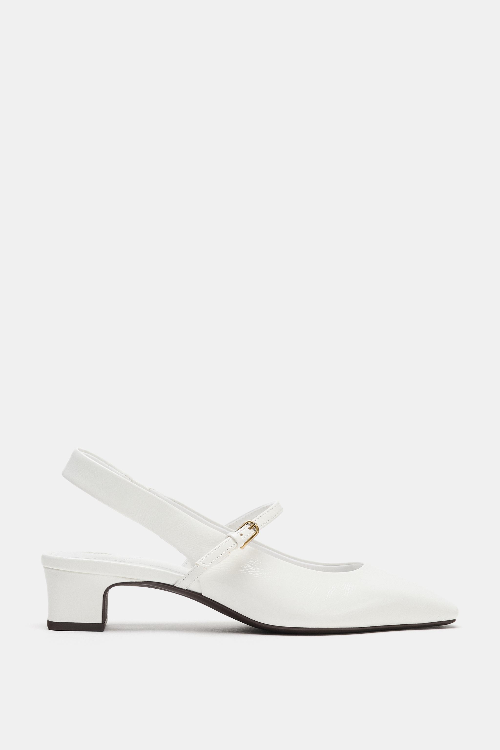 CHAUSSURES À TALONS EN CUIR OUVERTES L’ARRIÈRE