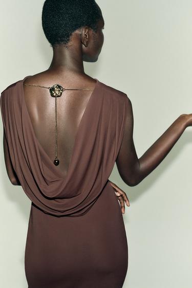 OPEN BACK DRESS WITH CHAIN DETAIL - Chocolate by Zara