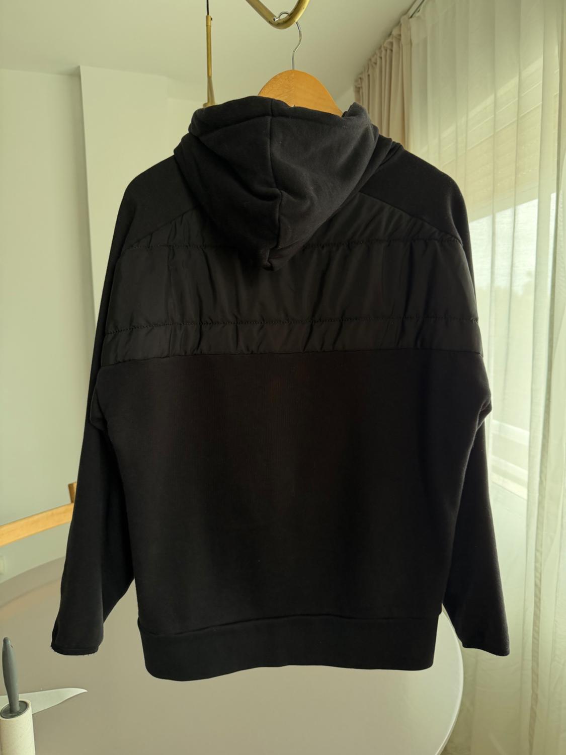 SUDADERA CON DETALLES ACOLCHADOS - Image 2