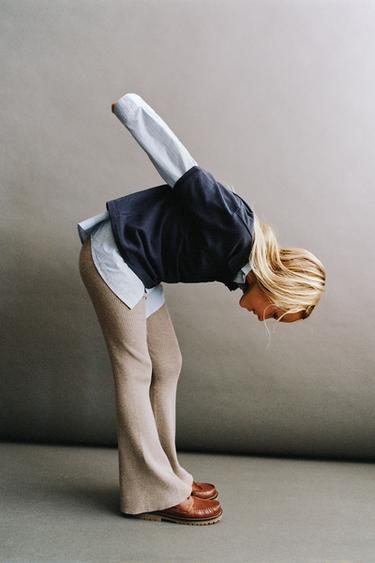 LEGGING FLARE PUNTO - Tostado de Zara - Imagen 0