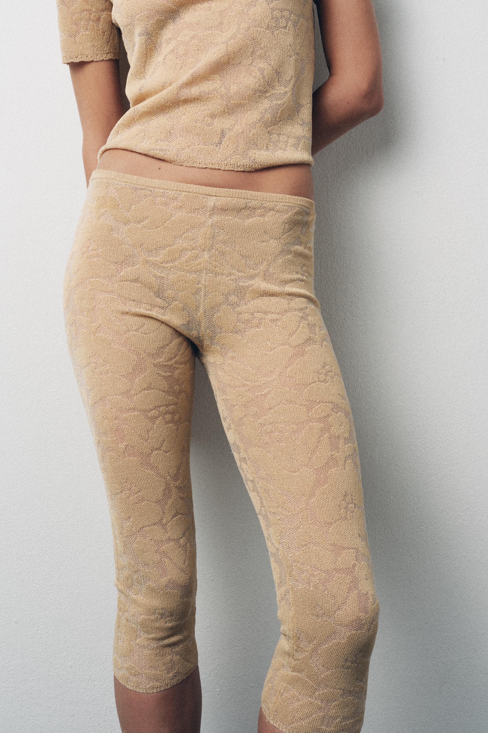 【ZARA】ストレッチFLAREドローストリングレギンス 5584/198/800 ZARA】ストレッチFLAREドローストリングレギンス 5584/198/800
