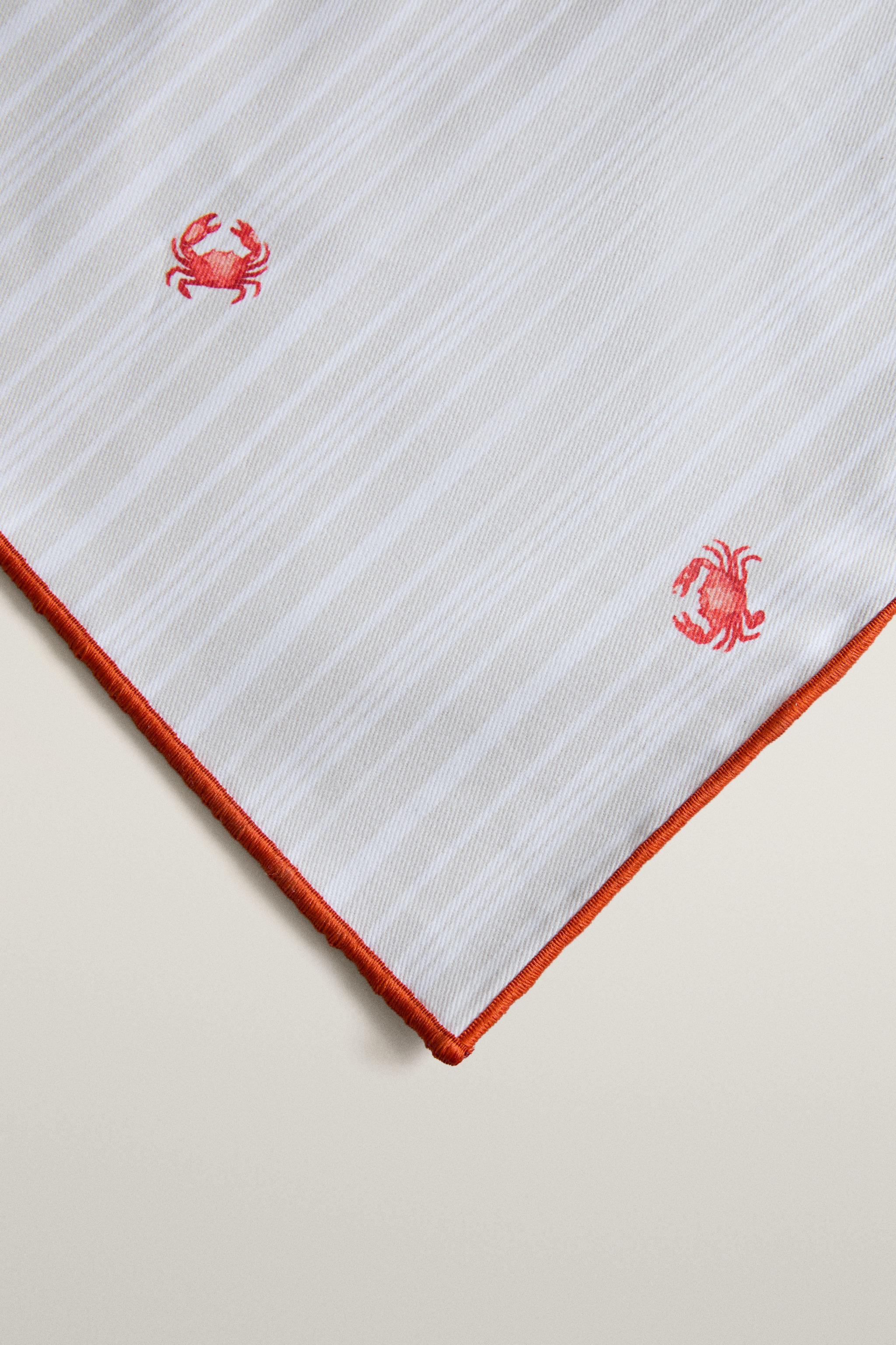 CRAB PRINT RESIN-COATED COTTON TABLECLOTH