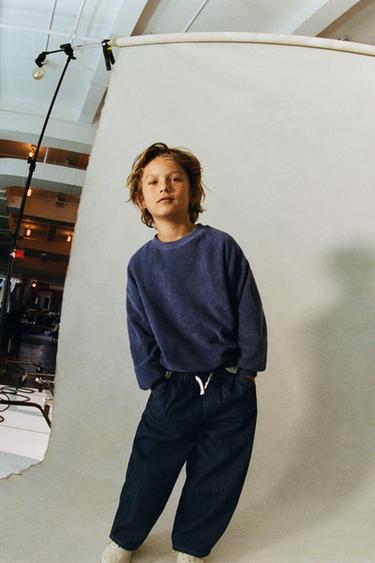 JEAN LOOSE À NŒUD À LA TAILLE ET RAYURES - Rayures de Zara