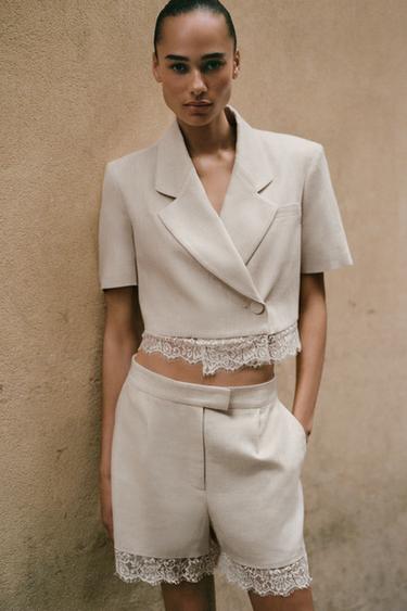 BERMUDA À PINCES EN DENTELLE - Beige clair de Zara - Image 1