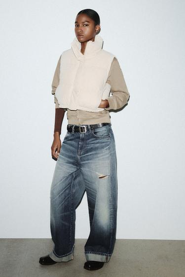 CHALECO ACOLCHADO ENGOMADO - Beige claro de Zara - Imagen 0