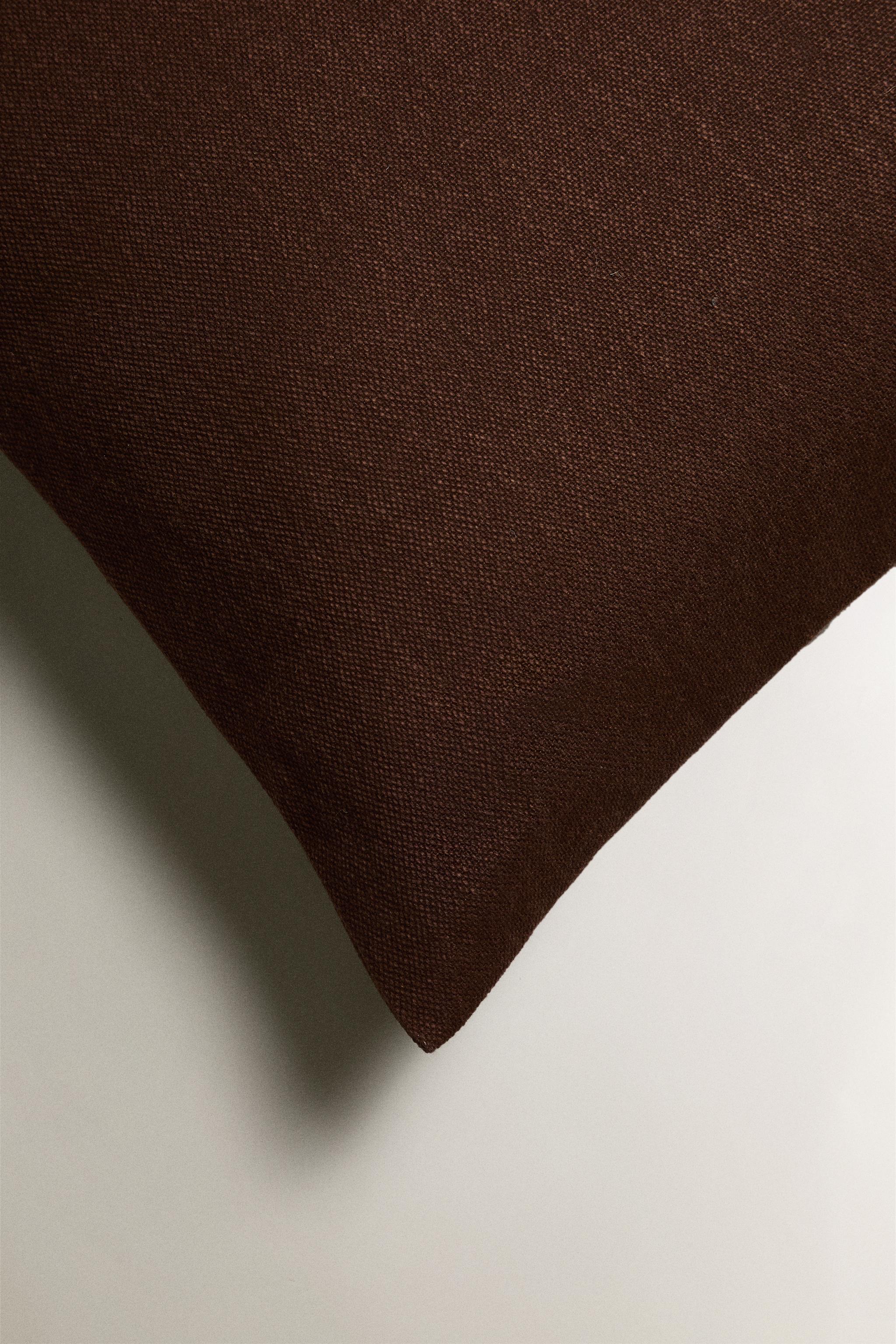 PLAIN CUSHION COVER