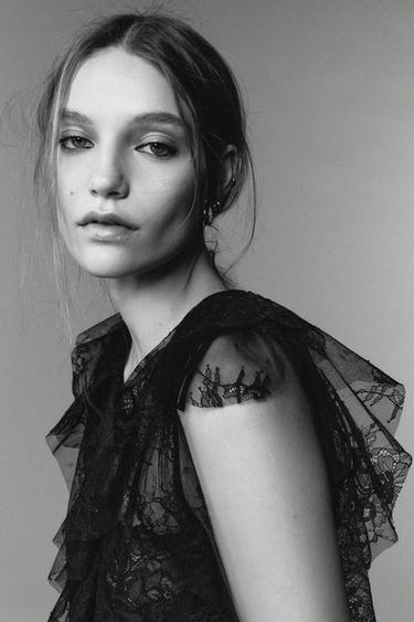 Zara LIMITED EDITION LACE MIDI DRESS - Black