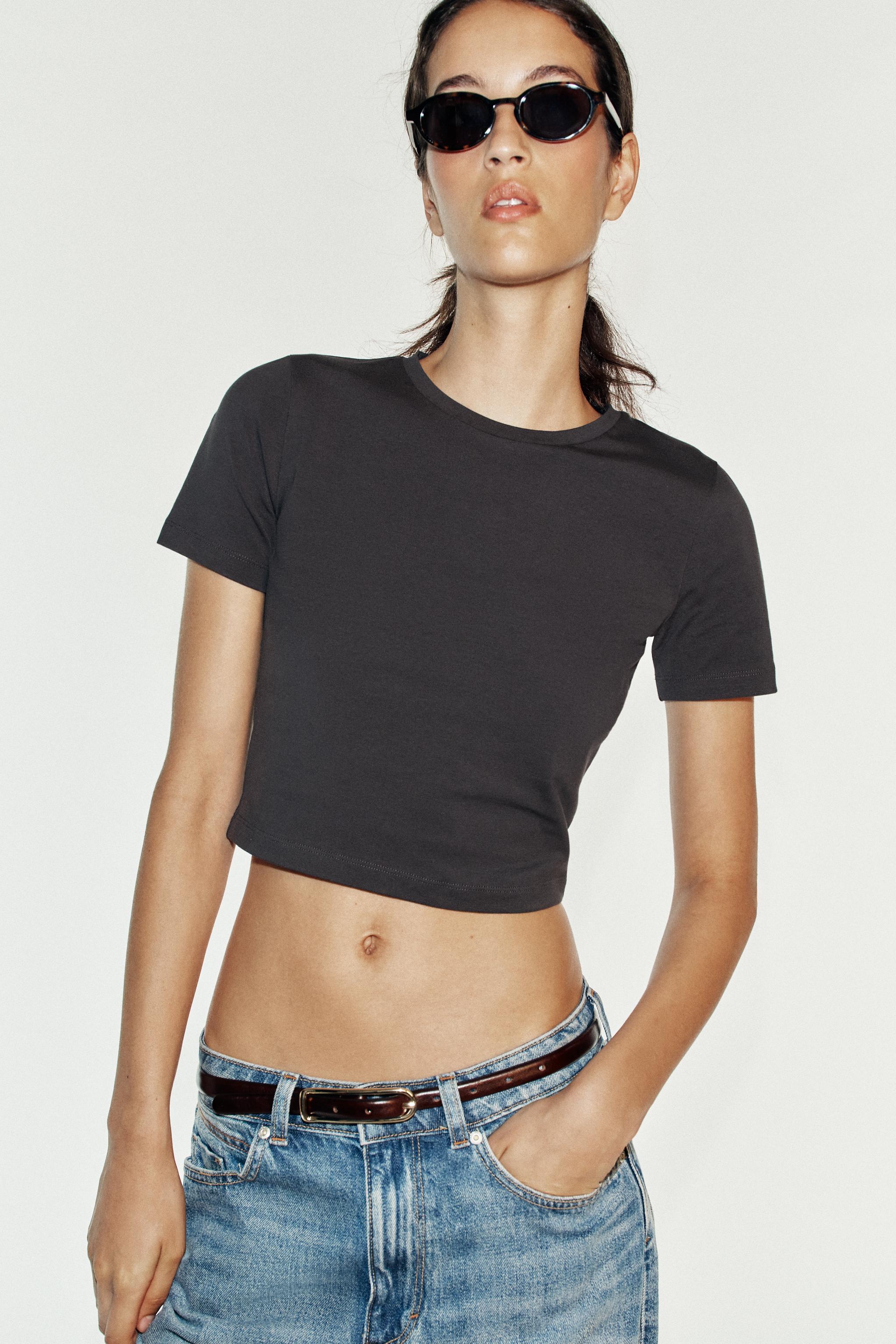SHORT SLEEVE CROP TOP — Dark charcoal gray