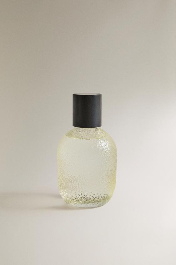 (190 ML) VETIVER MELON FABRIC FRESHENER - Dark bottle green by Zara - Image 0