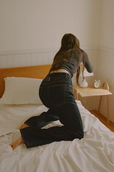 TRF STRAIGHT HIGH-WAIST JEANS WITH BELT LOOPS - Dark indigo by Zara