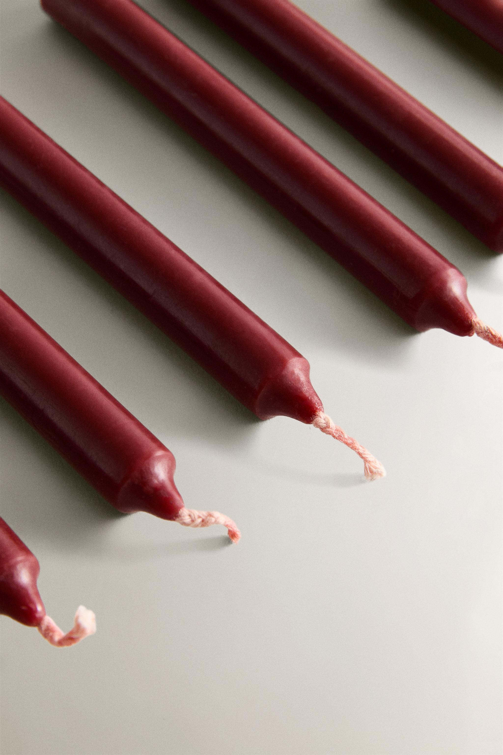 SET OF CHRISTMAS CANDLES (SET OF 8)